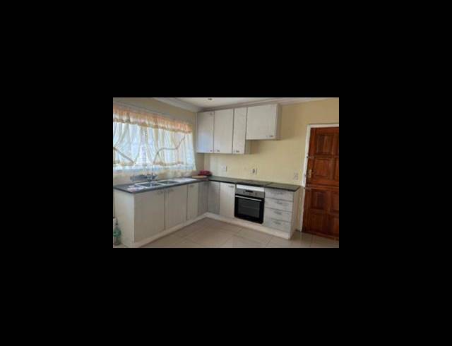 3 BEDROOM HOUSE FOR SALE IN SILUMA VIEW